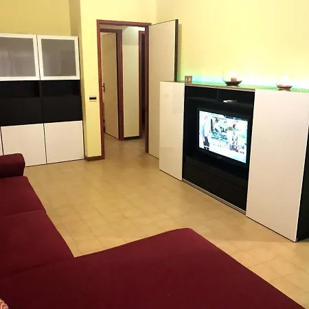 Comodo Alla Fiera Al Centro Citta E Alle Tangenziali Apartamento